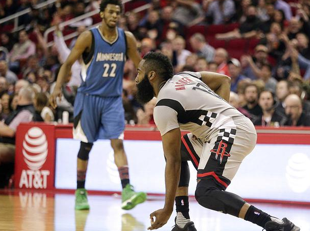 德媒频频爆 德媒频频爆