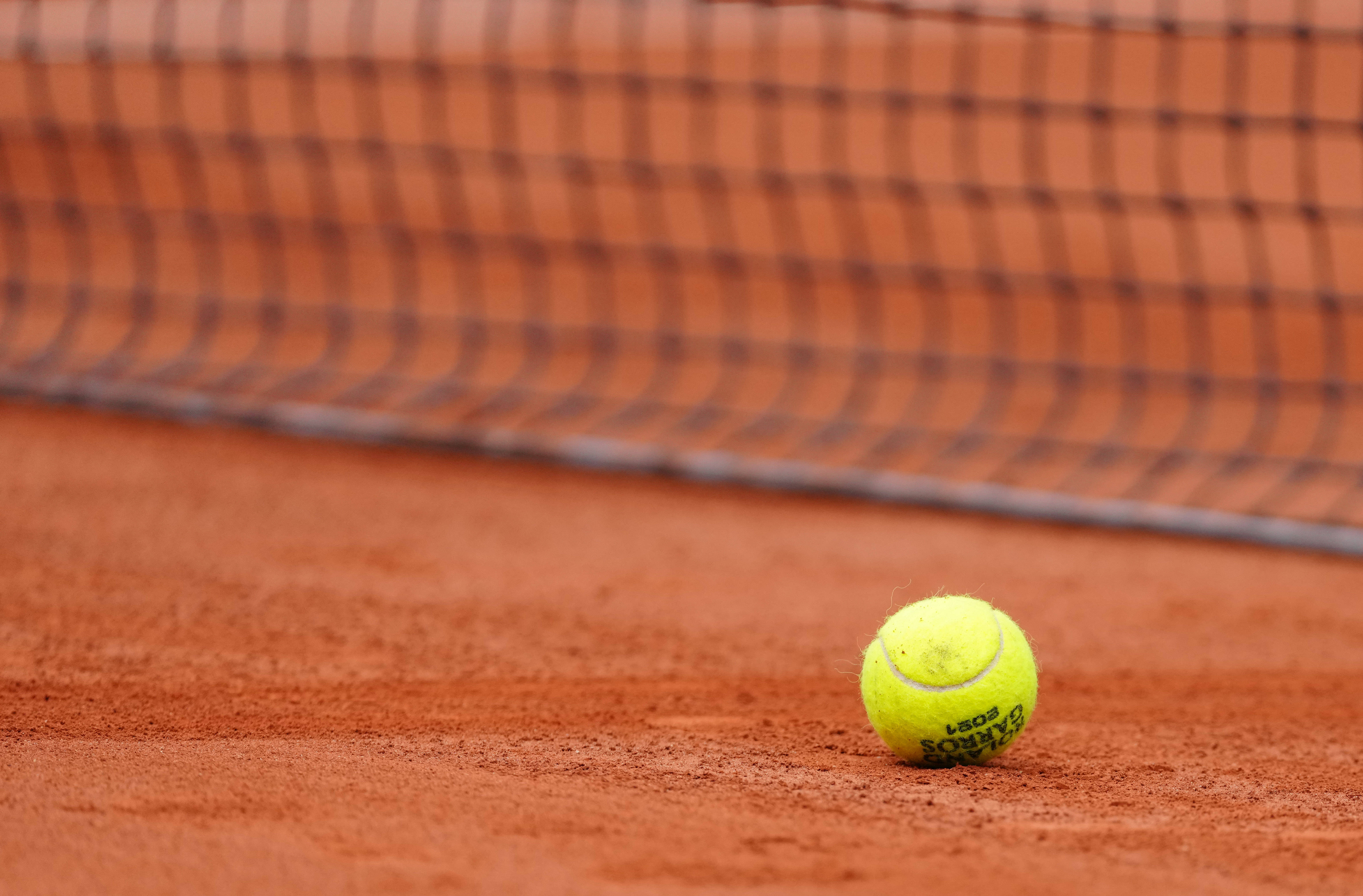 疑是整个传 疑是整个传