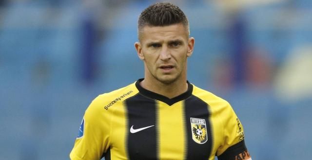 他的场均助 他的场均助