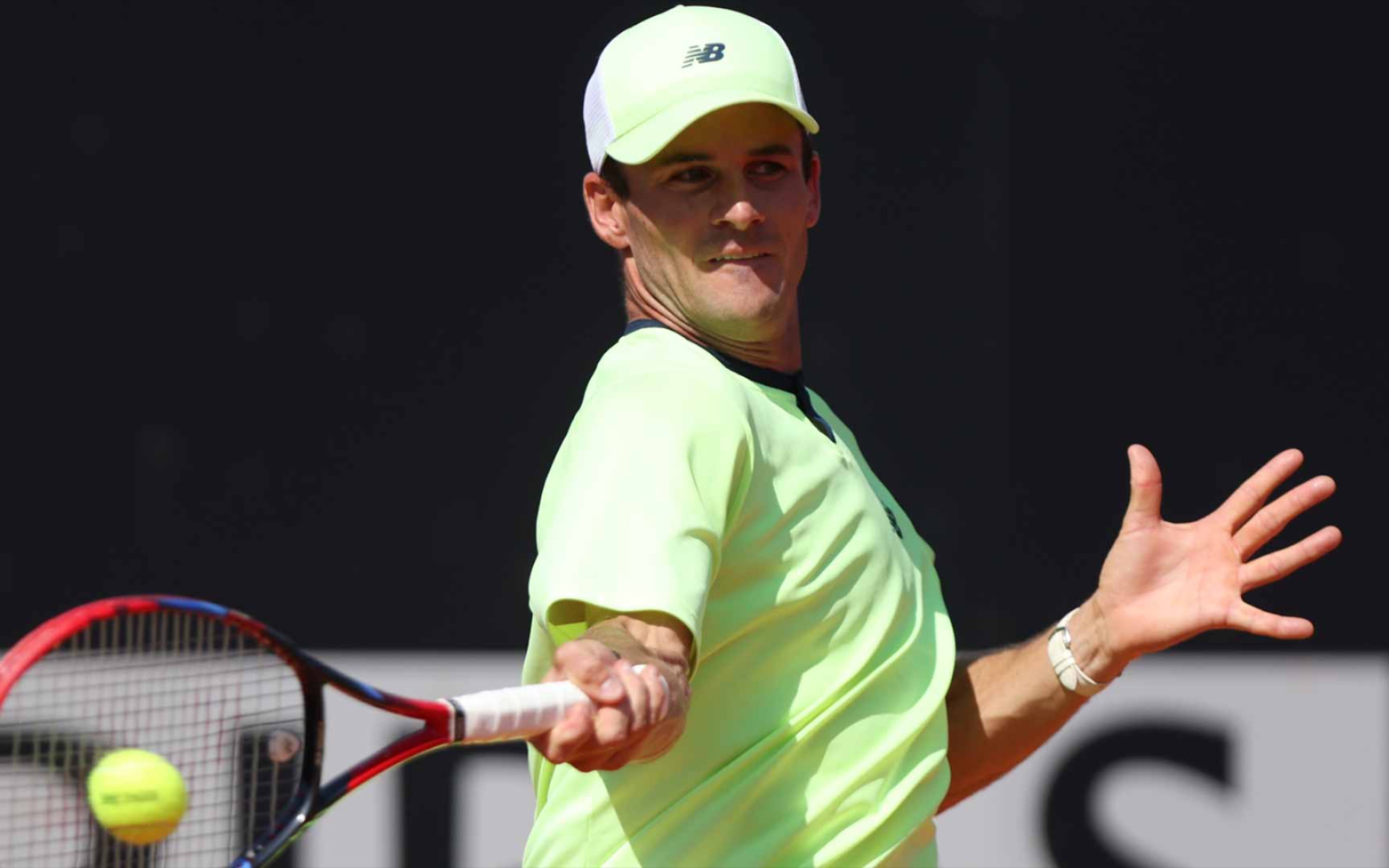 表现出色 表现出色