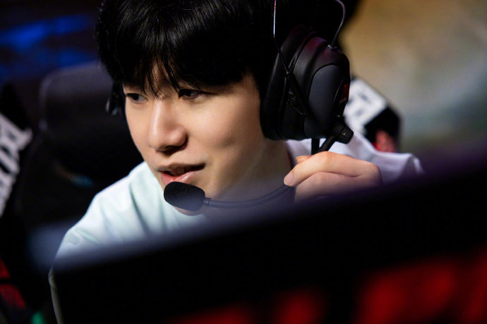 再加上不容 再加上不容