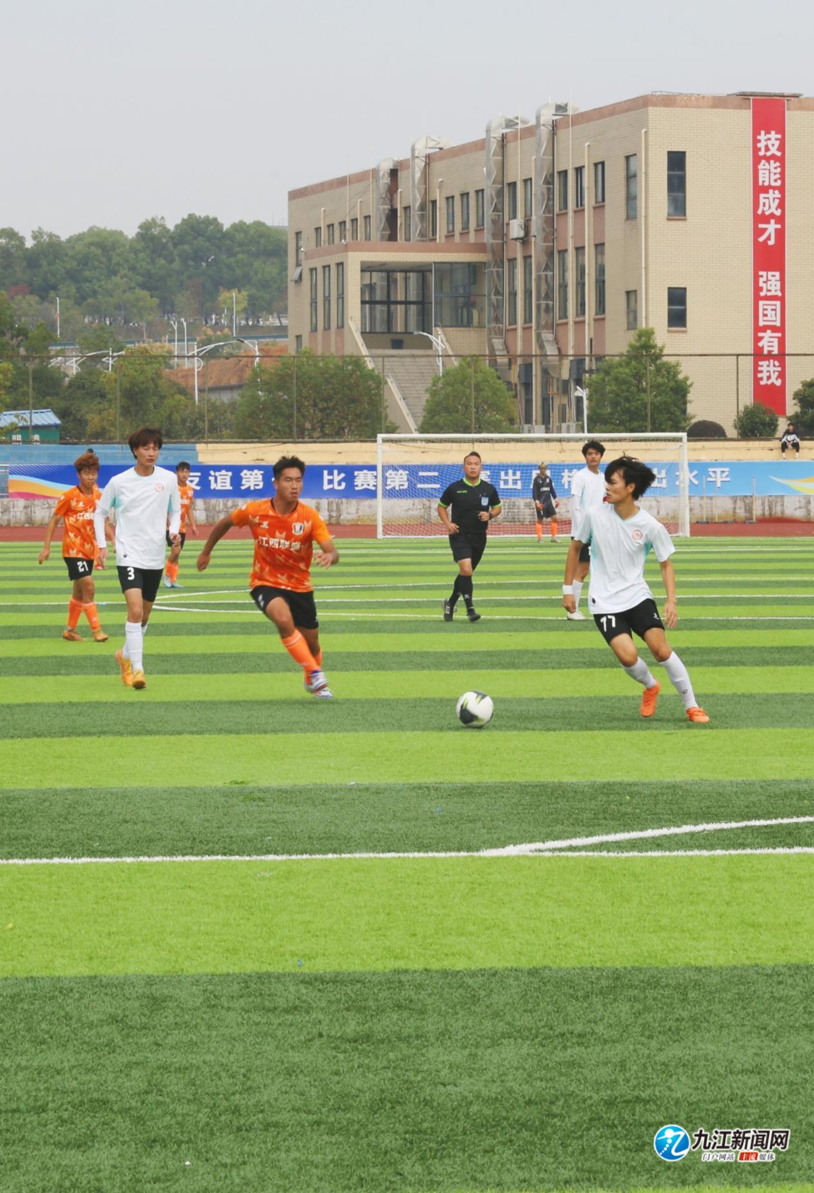 球员提供更 球员提供更