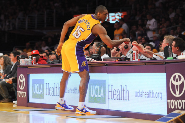 让对手的踩 让对手的踩